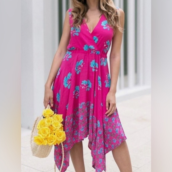 Maje NWT Rushia Pink and Blue Floral Handkerchief Hem Dress Size Large - Picture 3 of 16